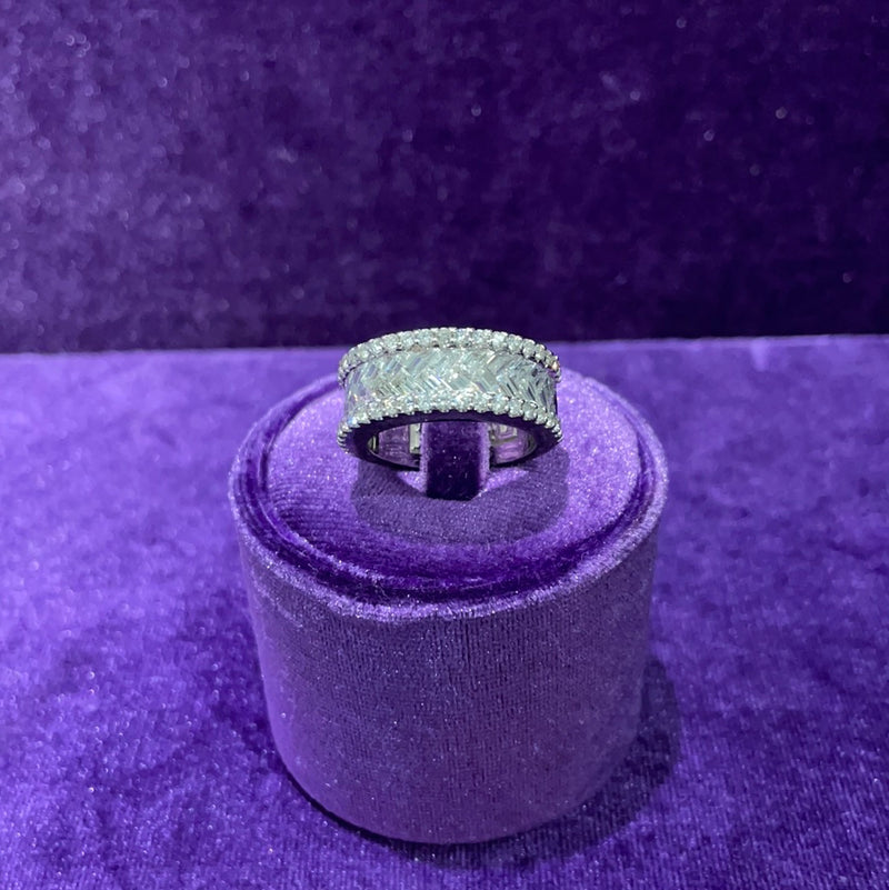 THE BLOOM RING